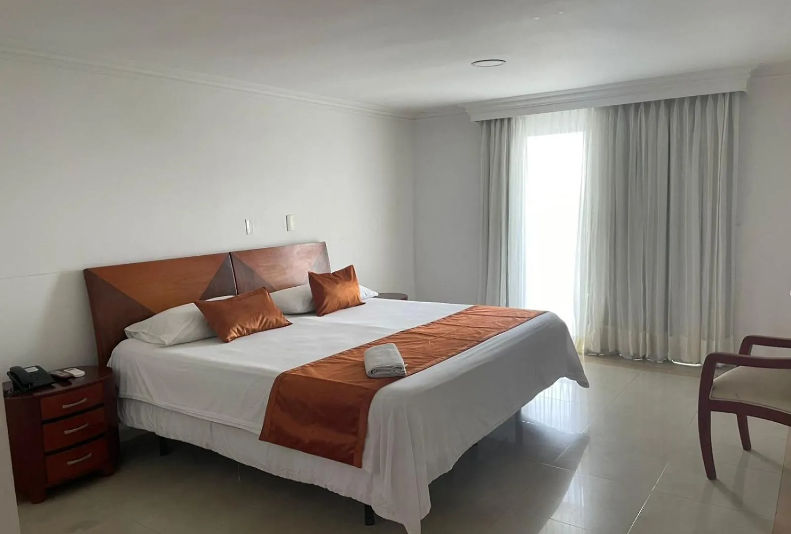 Hotel Charthon Barranquilla 3*, Barranquilla (Atlantico)